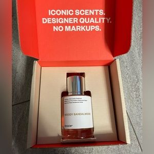 🆕 NWB - Brand new Dossier Woody Sandalwood - Dupe for Le Labo Santal 33